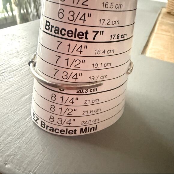 925 Sterling Silver Cuff Bracelet - Picture 6 of 9